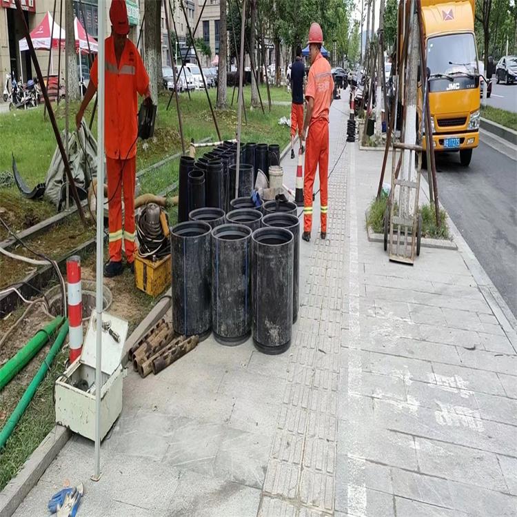 洞口管道短管置换修复