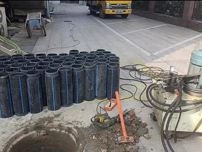 洞口PE置换管厂家 DN315置换管 非开挖管短管置换